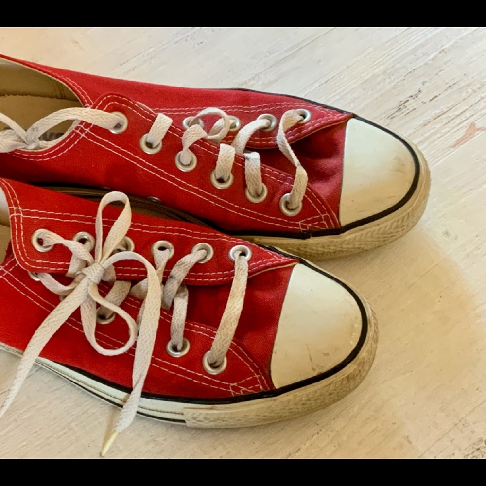 Size 8 red Converse All Star Sneakers